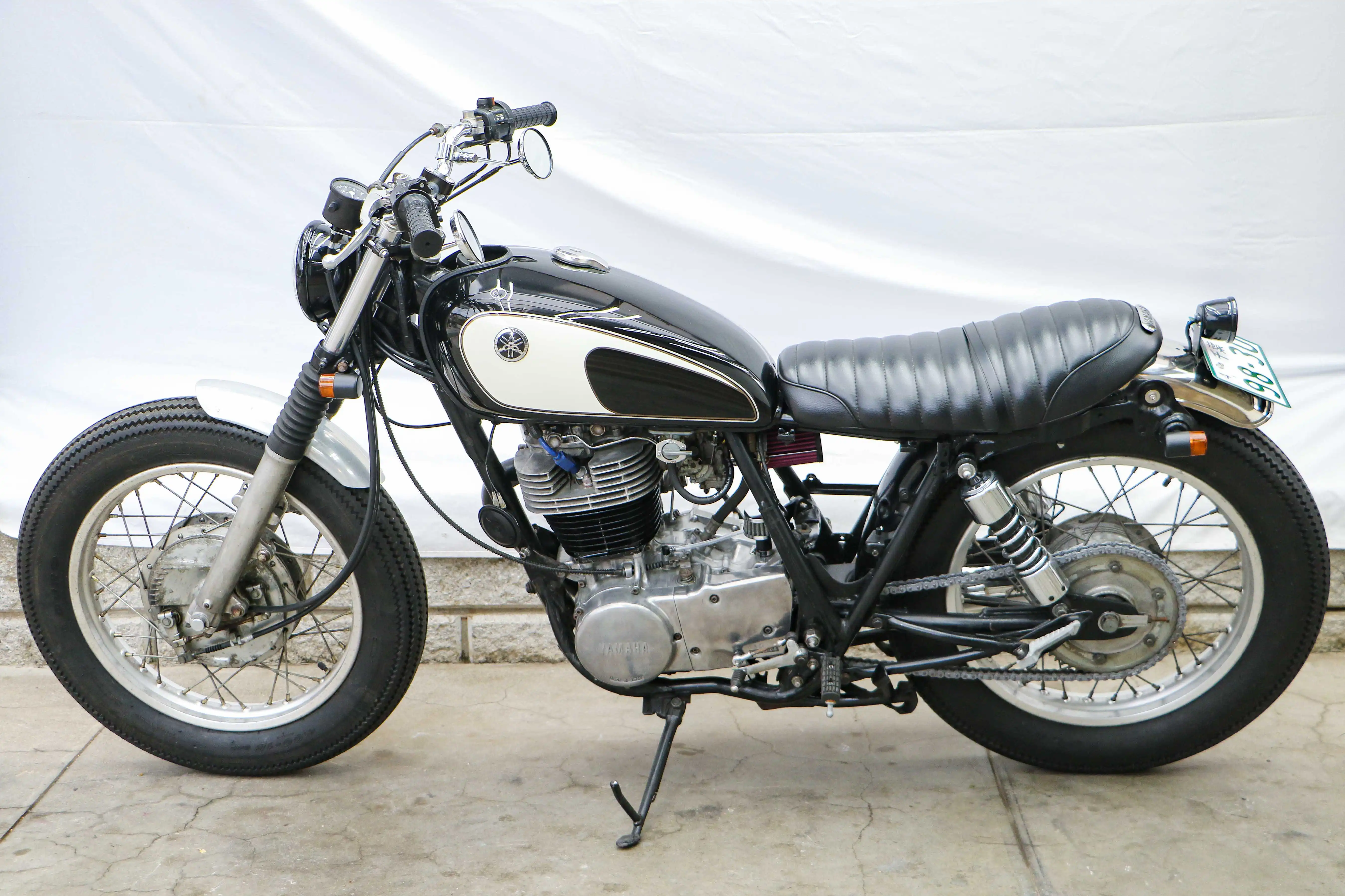 SR400 BOBBER