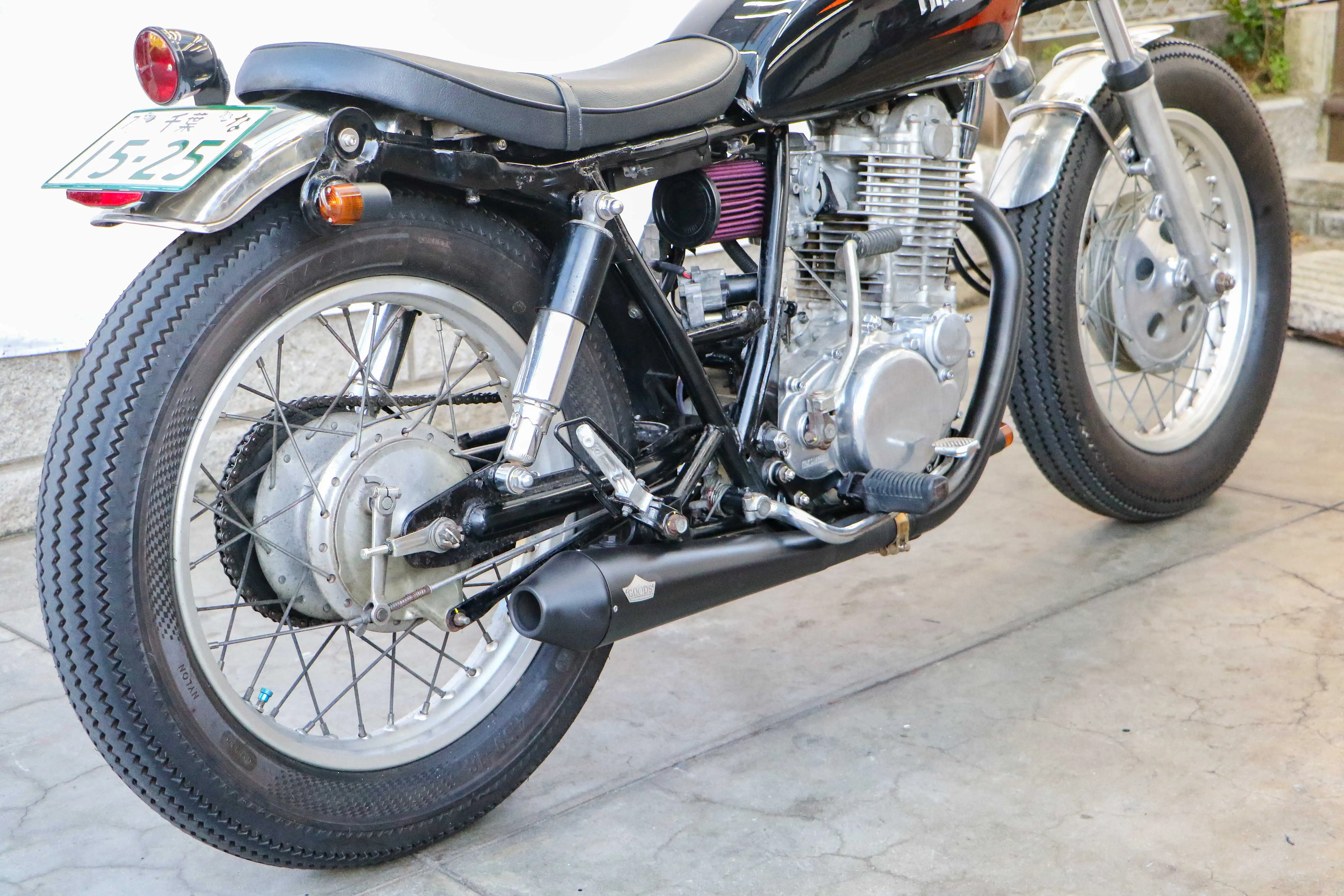 SR400 BOBBER