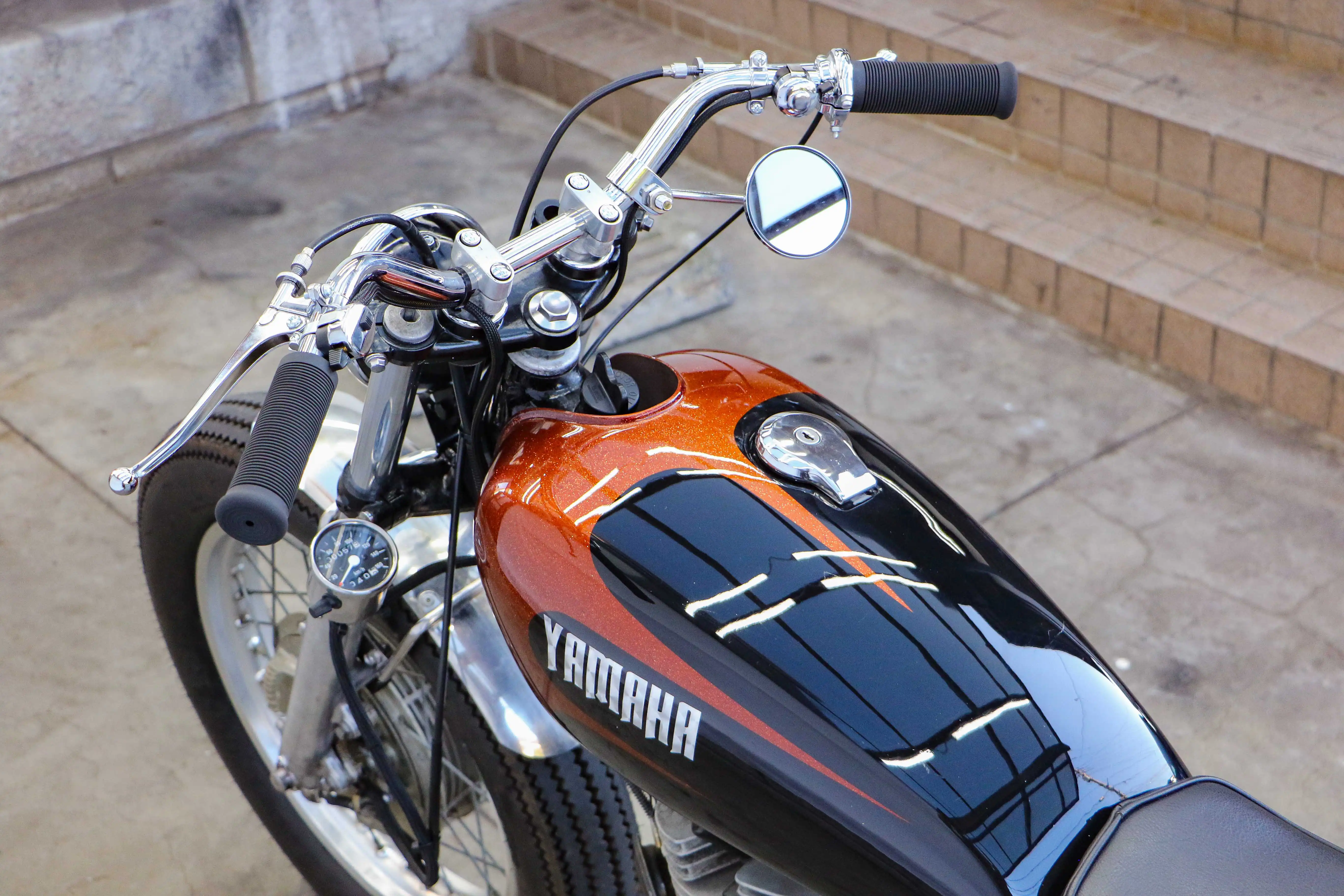 SR400 BOBBER