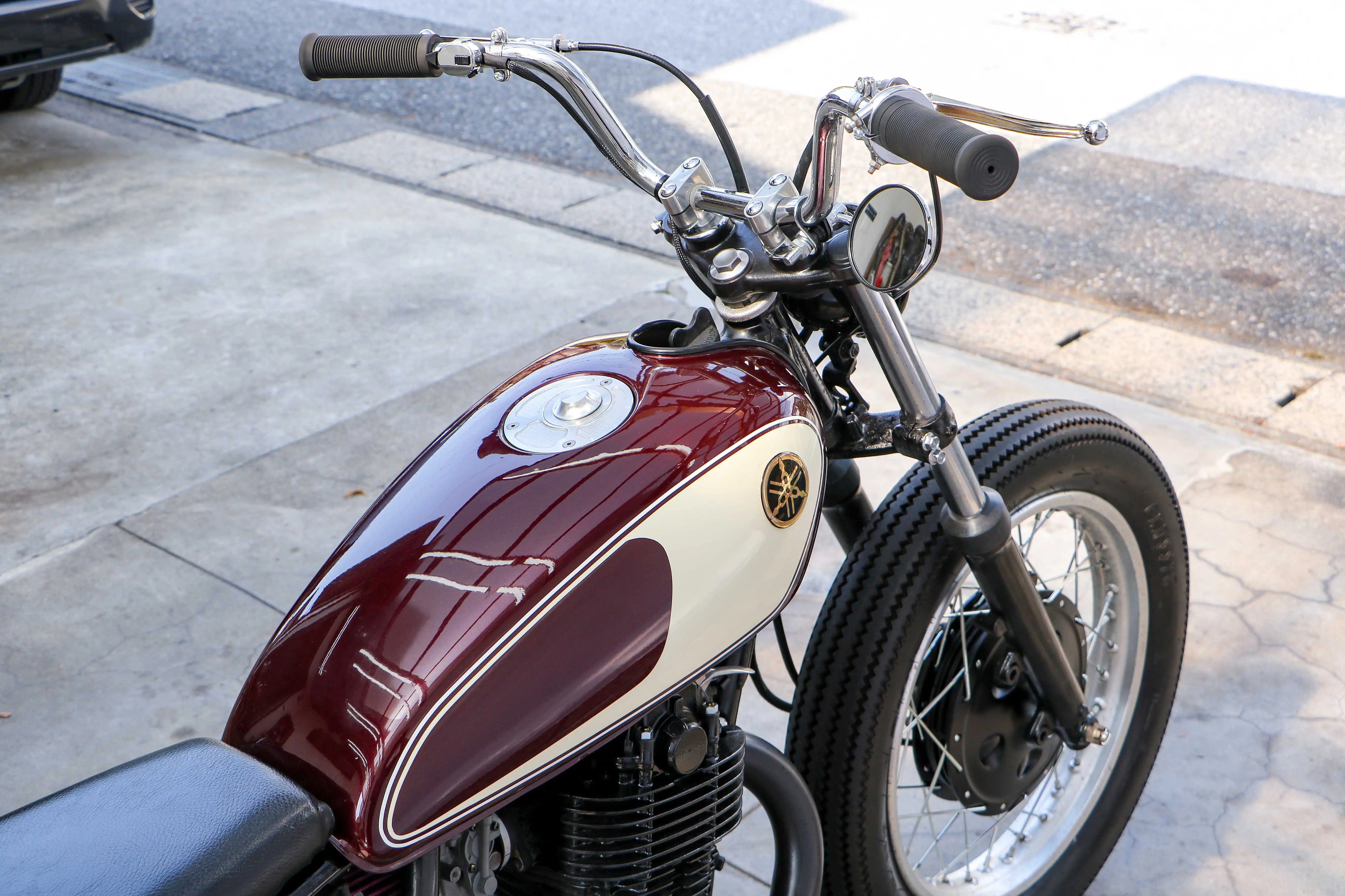 SR400 TRACKER