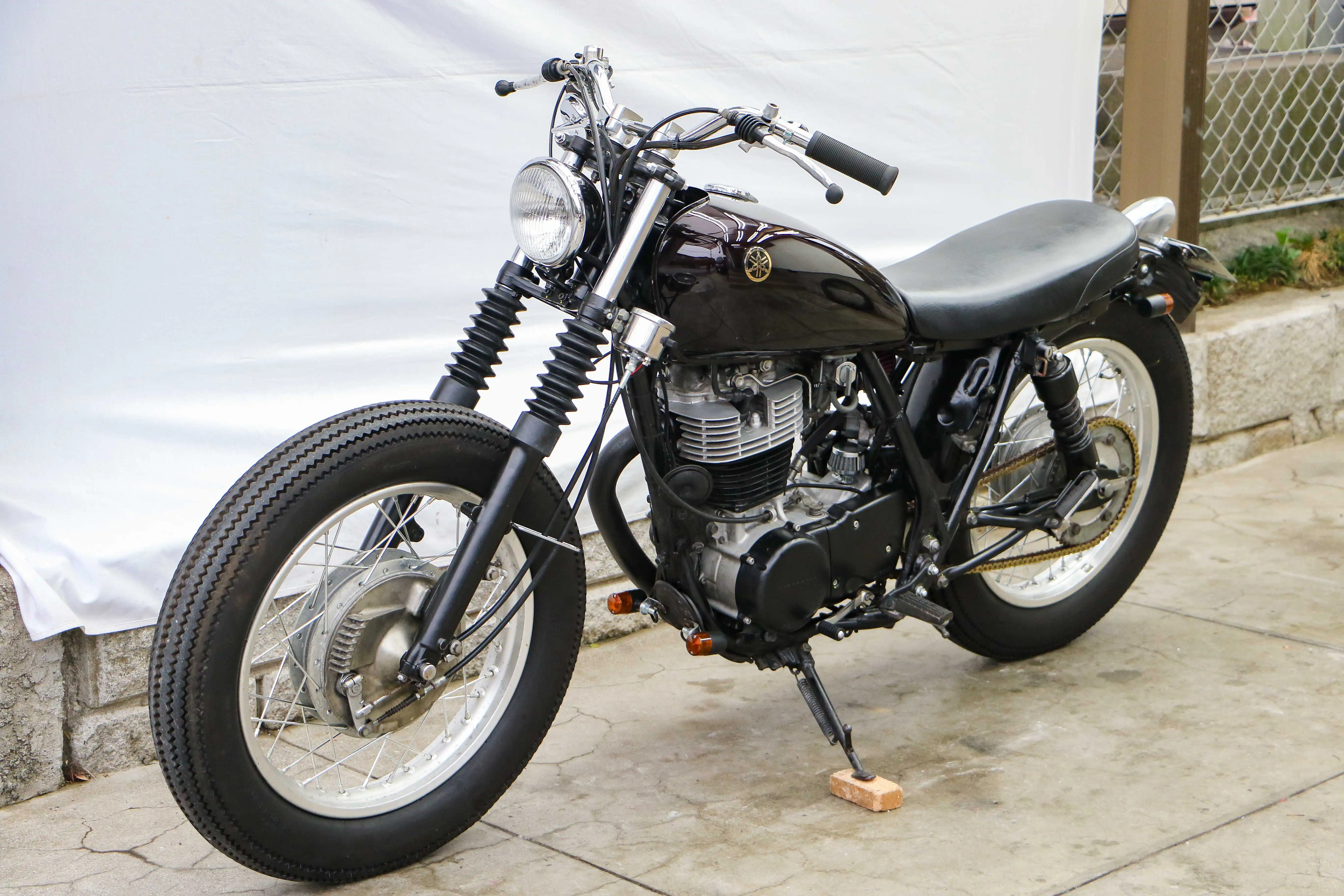 SR400 BOBBER