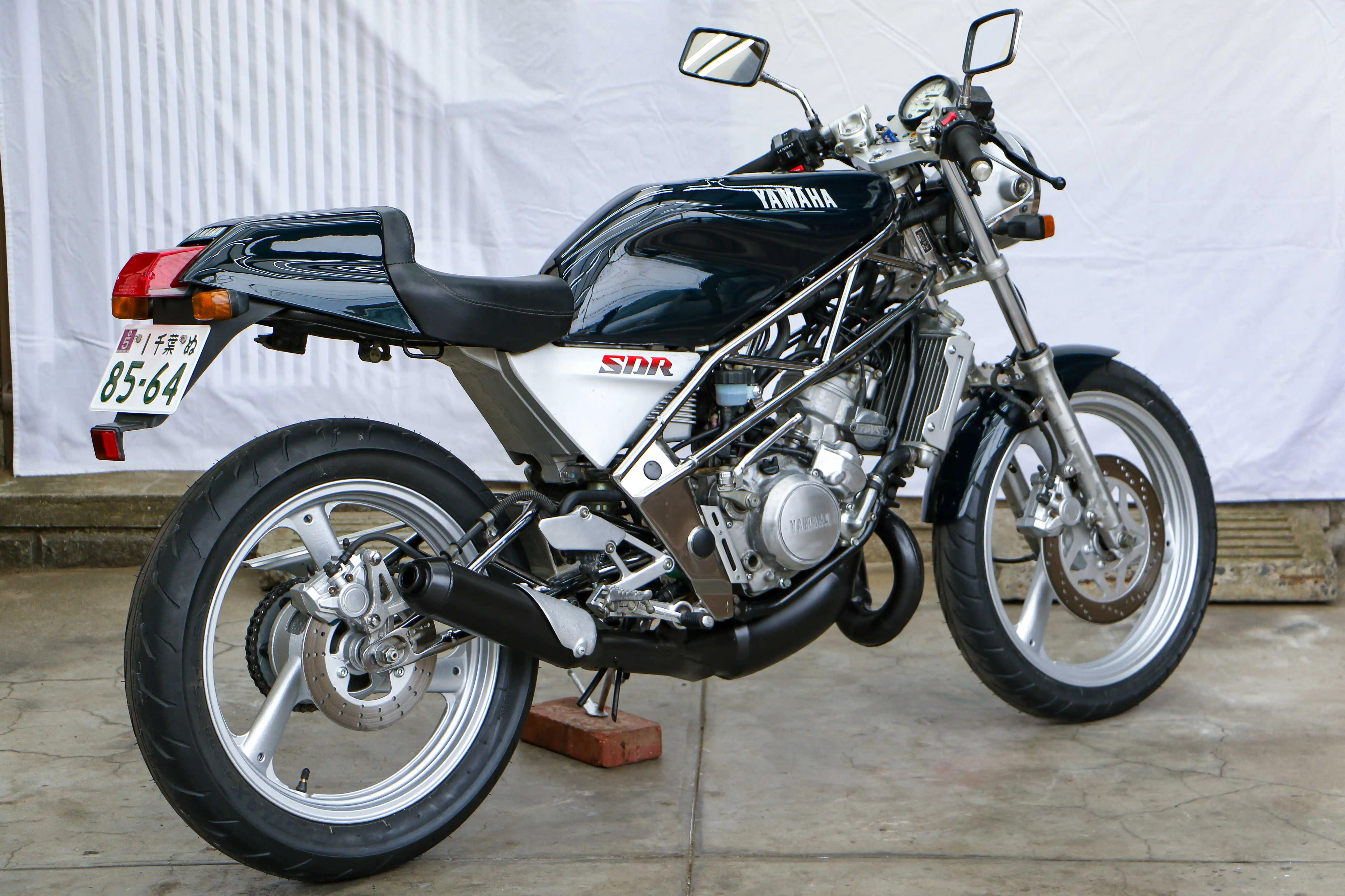 SDR200 2TV