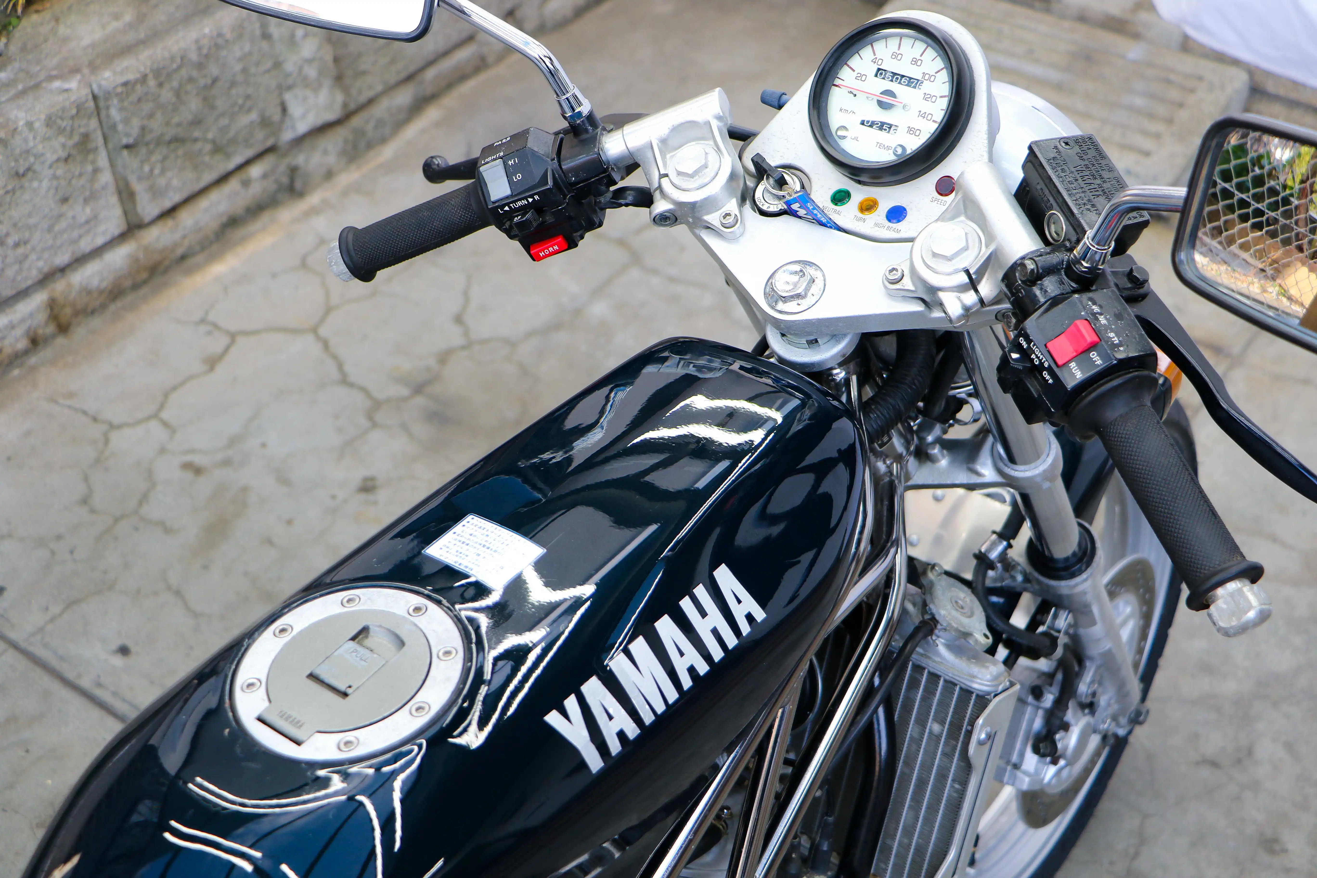 SDR200 2TV