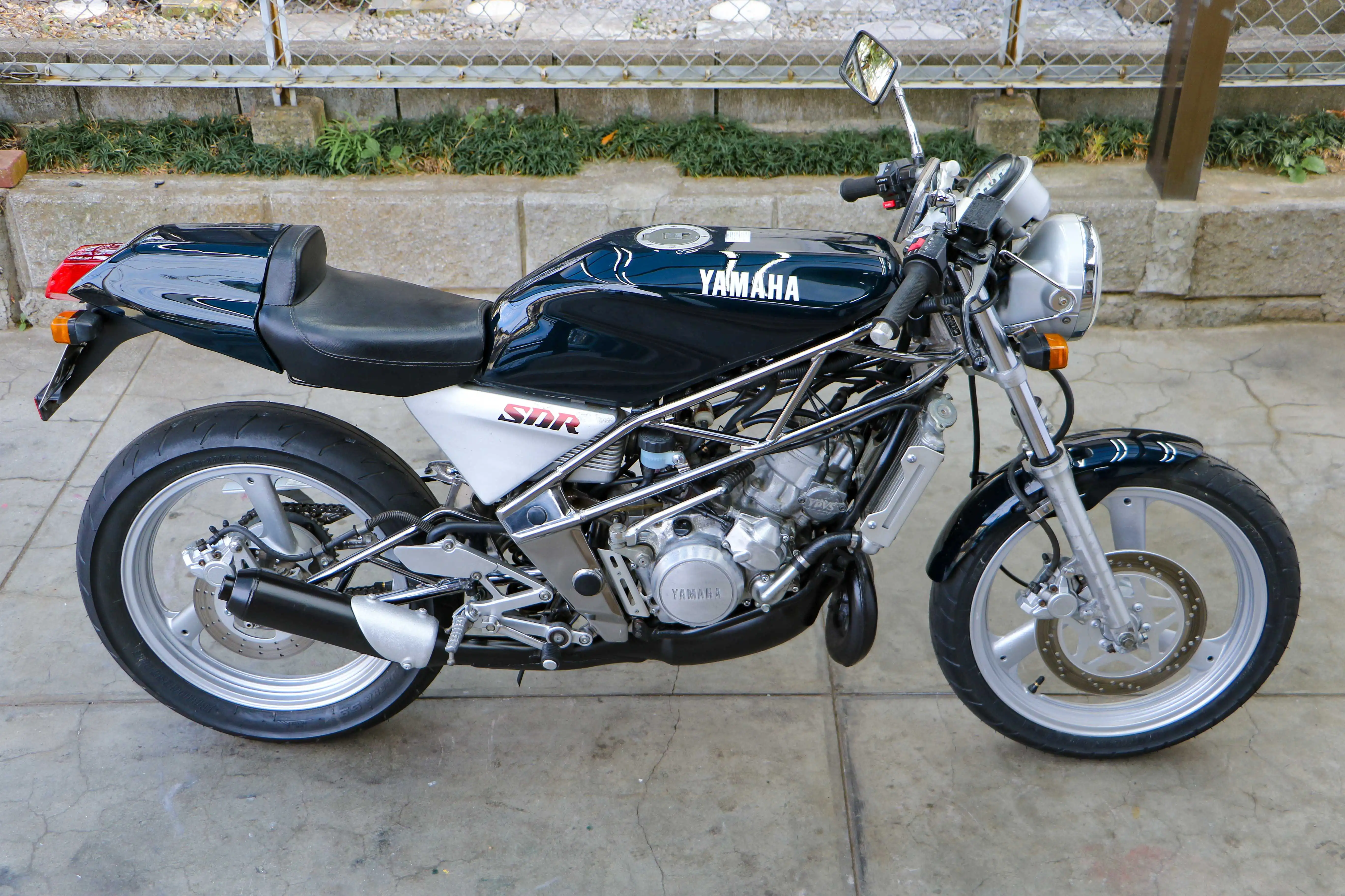 SDR200 2TV