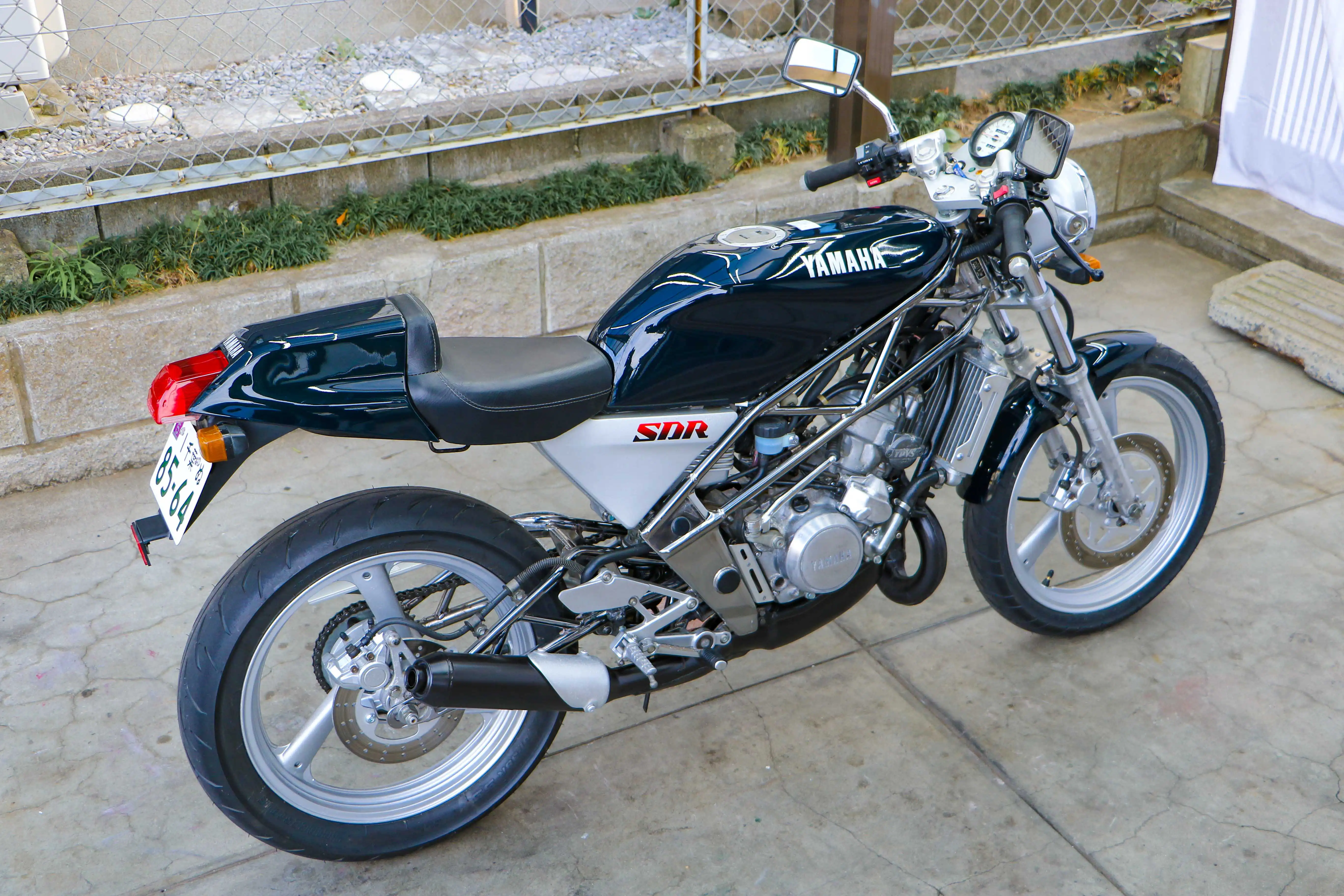 SDR200 2TV